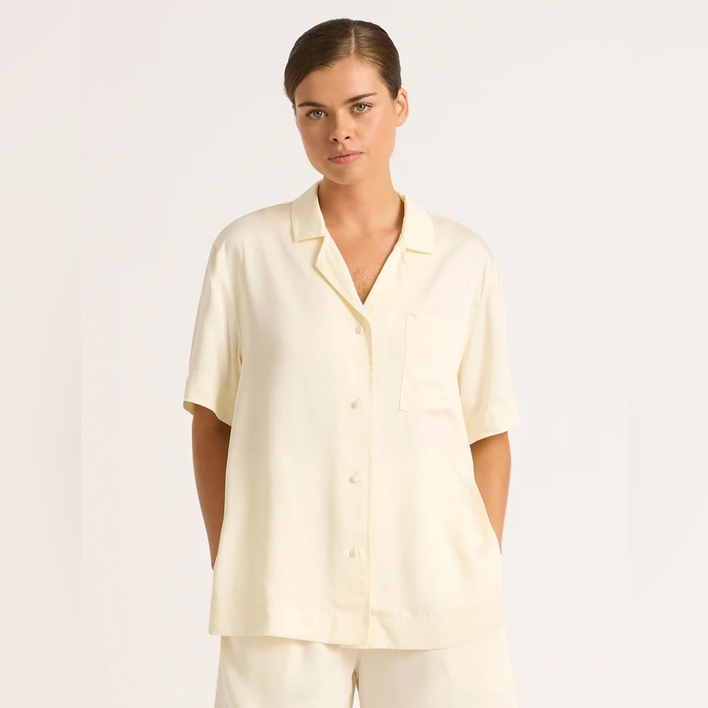 Boody “Pearl” color Vegan Silk fabric Short Sleeve Shirt / bamboo viscose - NWT